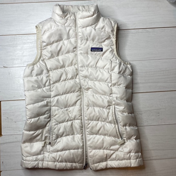 Patagonia Other - Patagonia Puffer Down Vest Girls Sz Large/12